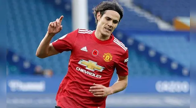 Edison Cavani dejó su sello goleador en la victoria del Manchester United.