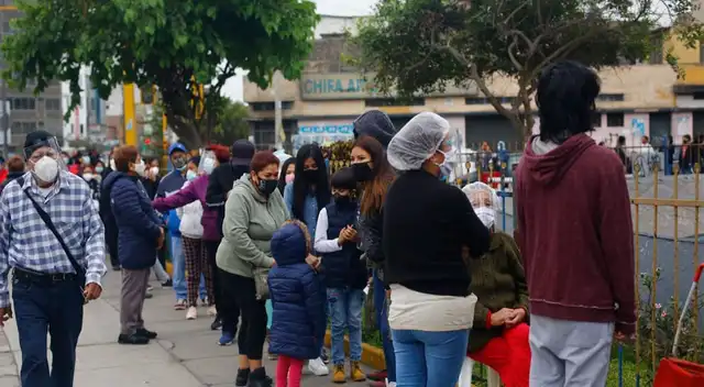El sector de Salud indicó hoy que si en caso las personas no lograron recibir la vacuna contra la difteria y otras enfermedades durante la campaña de hoy, lo podrán hacer de lunes a sábado con previa cita.