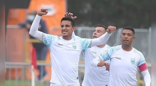 Alex Valera anotó un golazo al Alianza Lima, equipo que lo pretende.