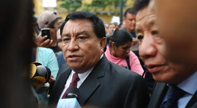 Agentes de la Diviac allanan local del partido político Podemos Perú. Agentes de la Diviac allanan local del partido político Podemos Perú.