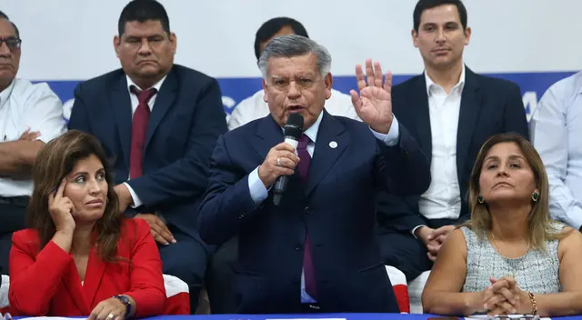 El titular de APP aseguró que en un eventual gobierno suyo priorizará la reactivación económica a través de la ejecución de obras de inversión a nivel nacional. El titular de APP aseguró que en un eventual gobierno suyo priorizará la reactivación económica a través de la ejecución de obras de inversión a nivel nacional.