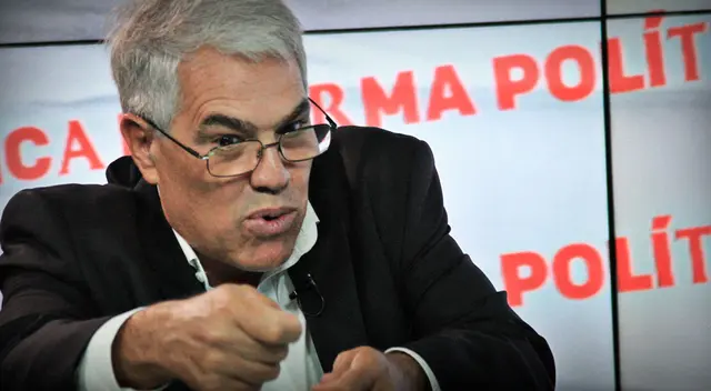 Indicó que para su bancada existen evidencias suficientes en contra de Martín Vizcarra, pero que eso debe ser corroborado a nivel judicial.