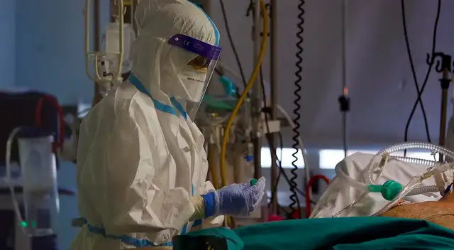 “Es una tragedia nacional para un virus que se mueve con enorme velocidad”, indicó el asesor del ministro de salud italiano Walter Ricciardi. “Es una tragedia nacional para un virus que se mueve con enorme velocidad”, indicó el asesor del ministro de salud italiano Walter Ricciardi.