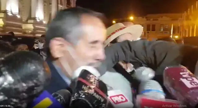 Congresista Burga fue agredido por un puñetazo. Congresista Burga fue agredido por un puñetazo.