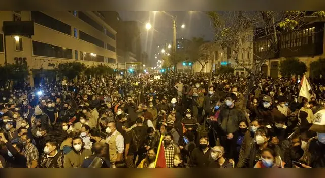 Marchas en plaza San Martín y otros puntos
