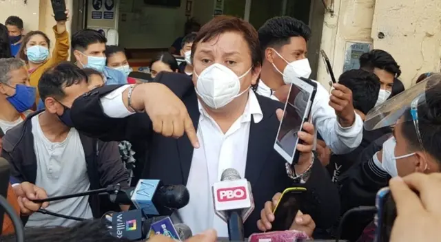 Richard Swing llega a Palacio poco antes de la juramentación de Manuel Merino y asegura que tiene ‘audios’ de la conspiración de los congresistas