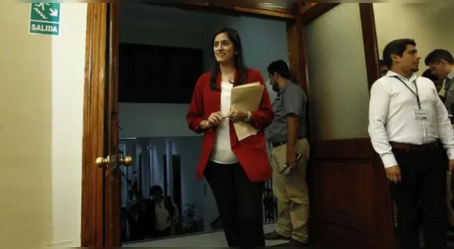 Agradeció a Martín Vizcarra por darle la oportunidad de ser ministra de Economía y Finanzas.