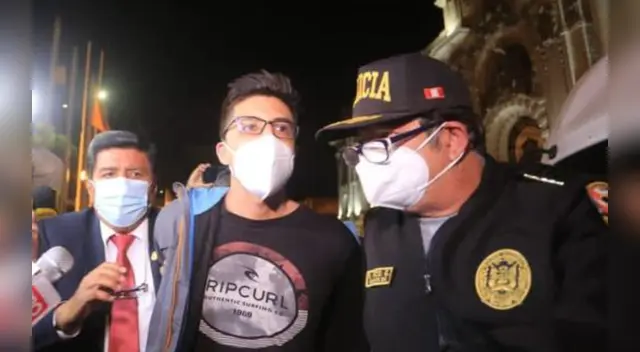 Según su abogado, el muchacho no presenta antecedentes policiales.