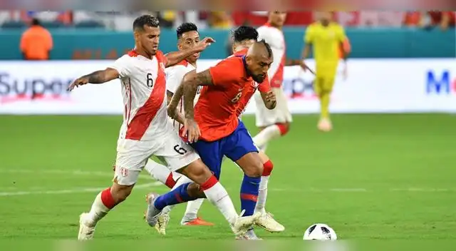 Perú no sabe aún lo que es ganar a Chile en las Eliminatorias.