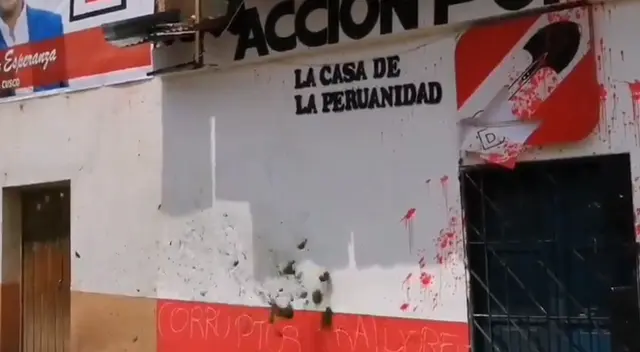 Pobladores de Cusco mostraron su rechazo a la vacancia presidencial.