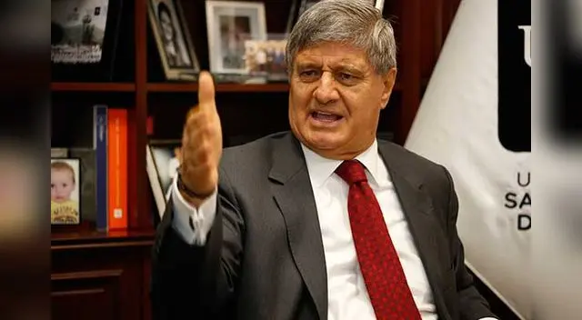 Raúl Diez Canseco se pronuncia sobre nuevos gobernantes del Perú. Raúl Diez Canseco se pronuncia sobre nuevos gobernantes del Perú.