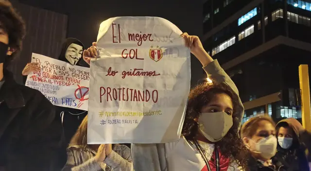 Protesta por vacancia contra Martín Vizcarra.