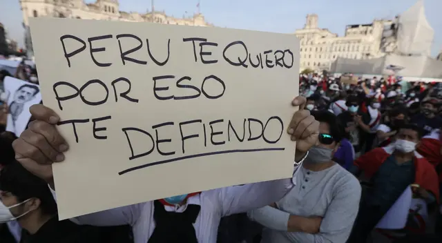 Protesta por vacancia contra Martín Vizcarra.