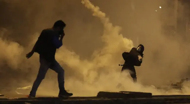 CNDHH reporta once heridos tras marcha en contra de Manuel Merino CNDHH reporta once heridos tras marcha en contra de Manuel Merino