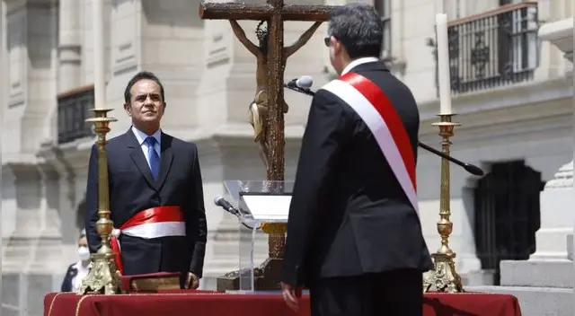 En su gestión como jefe de la Sétima Región Policial Lima, Gastón Rodríguez habría recurrido a los servicios de Iza Motors en vehículos de la PNP.