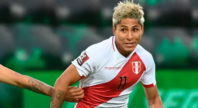 El hecho motivó a los usuarios de Twitter a pronunciarse en la red social con peculiares mensajes. El hecho motivó a los usuarios de Twitter a pronunciarse en la red social con peculiares mensajes.