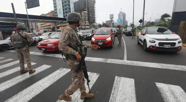 Medidas. Ántero Flores-Aráoz anunció una de las primeras acciones que tomarán.