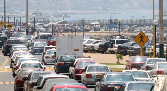 Medidas. Ántero Flores-Aráoz anunció una de las primeras acciones que tomarán.