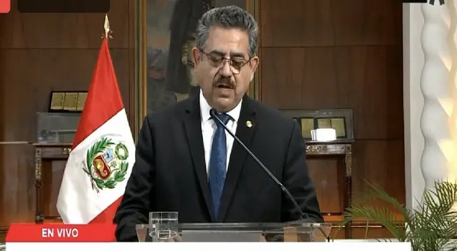 Manuel Merino renunció a la presidencia.