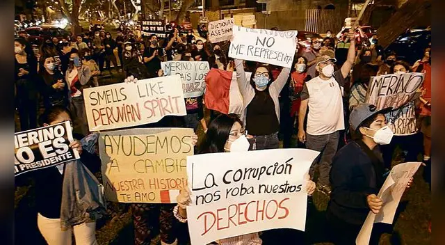 Más de 70 peruanos fueron reportados como desaparecidos desde la noche del sábado 14 de noviembre, tras haber acudido a la segunda marcha nacional contra el régimen de Manuel Merino. Más de 70 peruanos fueron reportados como desaparecidos desde la noche del sábado 14 de noviembre, tras haber acudido a la segunda marcha nacional contra el régimen de Manuel Merino.