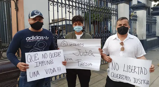 Fresia Dalla Pieta Ybañez perdió la vida tras un aparatoso choque en el Rímac. Fresia Dalla Pieta Ybañez perdió la vida tras un aparatoso choque en el Rímac.