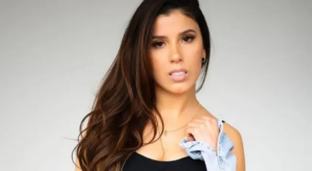 Lucía de la Cruz defiende a Yahaira Plasencia. Lucía de la Cruz defiende a Yahaira Plasencia.