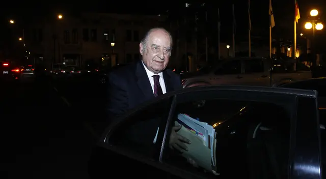 Ántero FLores Aráoz se pronuncia sobre muertes por crisis política.