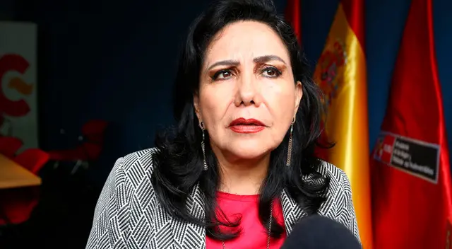 Gloria Montenegro criticó la decisión del TC al rechazar la demanda competencial de Martín Vizcarra. Gloria Montenegro criticó la decisión del TC al rechazar la demanda competencial de Martín Vizcarra.