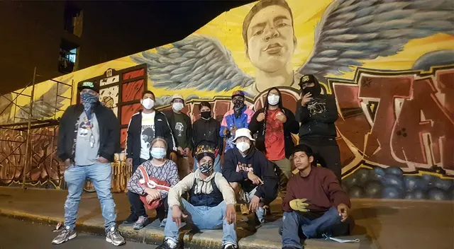 Artistas urbanos realizaron mural en memoria de fallecidos en marcha.