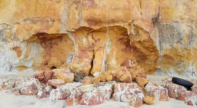 En el accidente murieron Hugo Pereira y Stella Souza, quien intentó proteger con su cuerpo a su pequeña de siete meses que también falleció. En el accidente murieron Hugo Pereira y Stella Souza, quien intentó proteger con su cuerpo a su pequeña de siete meses que también falleció.