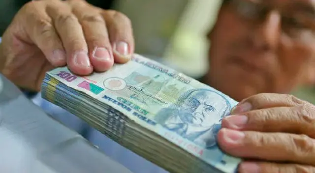 ¡Atentos peruanos! Este diciembre se realiza el pago de la gratificación por Navidad. Revisa la fecha exacta en que te harán el depósito durante la pandemia 2020.