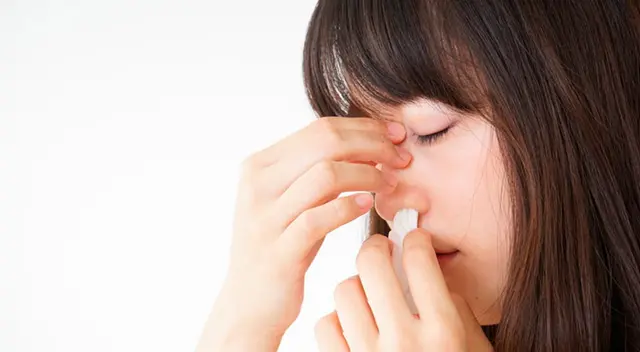 La sinusitis es la inflamación de la mucosa de los senos paranasales, que puede ser causada por un hongo, una bacteria o un virus. La sinusitis es la inflamación de la mucosa de los senos paranasales, que puede ser causada por un hongo, una bacteria o un virus.