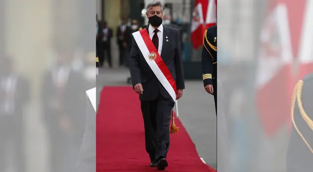 Francisco Sagasti y su renuncia a las elecciones 2021.