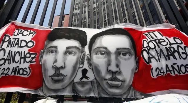 Bryan Pintado fue auxiliado por un paramédico antes de llegar al Hospital Almenara Bryan Pintado fue auxiliado por un paramédico antes de llegar al Hospital Almenara