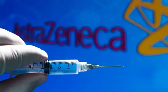 Vacuna de Oxford y AstraZeneca tienen un 90% de eficacia Vacuna de Oxford y AstraZeneca tienen un 90% de eficacia
