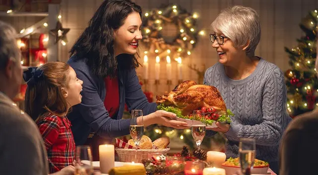 Ofrezca su trabajo en redes sociales y gane dinero extra.