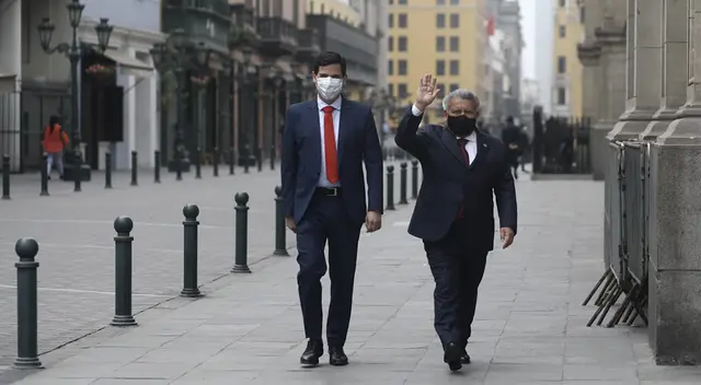 César Acuña asistió a Palacio de Gobierno.