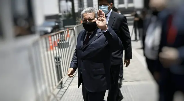 César Acuña asistió a Palacio de Gobierno.