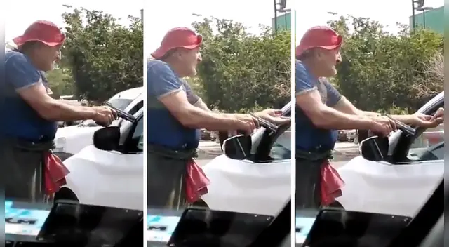 El clip cuenta con miles de reproducciones en Twitter. El clip cuenta con miles de reproducciones en Twitter.