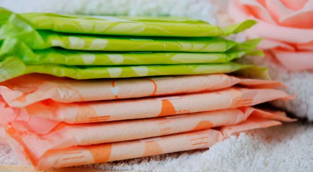 Toallas femeninas y tampones serán gratis para todas las mujeres en Escocia Toallas femeninas y tampones serán gratis para todas las mujeres en Escocia