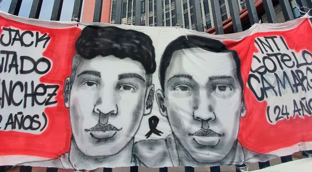 En horas de la madrugada un grupo de sujetos encapuchados destrozaron el mural de homenaje a Inti Sotelo y Bryan Pintado ubicado en los exteriores de la Corte Superior de Lima.