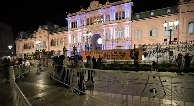 Miles de seguidores se despiden de Diego Maradona. Miles de seguidores se despiden de Diego Maradona.