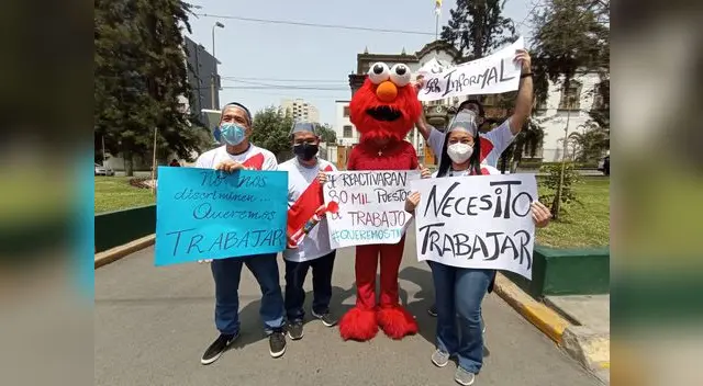 La marcha se llevó en forma pacífica por las calles de Lima La marcha se llevó en forma pacífica por las calles de Lima