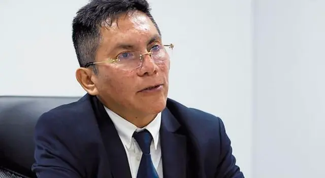 El presidente del Jurado Electoral Especial (JEE) recalcó que todas las fórmulas presidenciales deben cumplir con la Constitución y las normas legales. El presidente del Jurado Electoral Especial (JEE) recalcó que todas las fórmulas presidenciales deben cumplir con la Constitución y las normas legales.