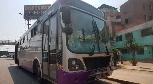 Chófer fue trasladado a la Comisaría de Piedra Lisa, en el Rímac. Chófer fue trasladado a la Comisaría de Piedra Lisa, en el Rímac.