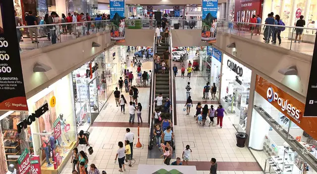 Aumentan aforo en tiendas.