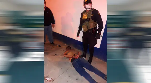 Se les encontró un arma de fuego y una réplica. Se les encontró un arma de fuego y una réplica.