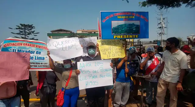Los pobladores exigen que está vez sean escuchados, ya que en gobiernos anteriores los informes técnicos regresaban a observación, pero sin soluciones dilatando el proceso de electrificación varios años.