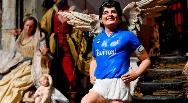 “Siempre hemos producido estatuas de Maradona para el Belén de Navidad, ahora hay muchas más peticiones”, indicó el artesano. “Siempre hemos producido estatuas de Maradona para el Belén de Navidad, ahora hay muchas más peticiones”, indicó el artesano.