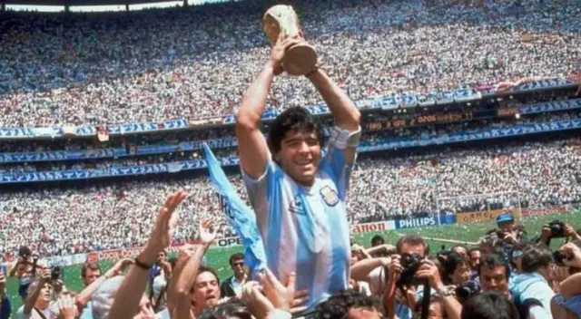 Latina TV le lleva los grandioso partidos de Maradona a todo el Perú.
